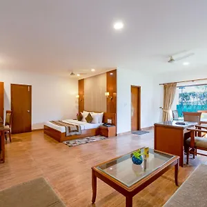 Aapno Ghar & Amusement Park Resort